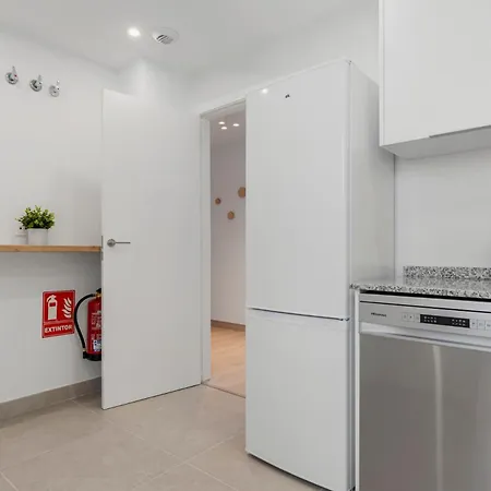 Sunny Terrace Penthouse Lejlighed