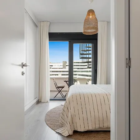 Sunny Terrace Penthouse *