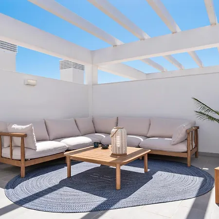 Sunny Terrace Penthouse Lägenhet Estepona