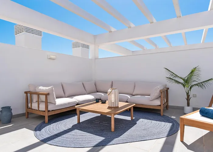 Sunny Terrace Penthouse Apartment Estepona