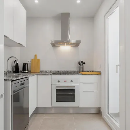 Sunny Terrace Penthouse Apartament Estepona